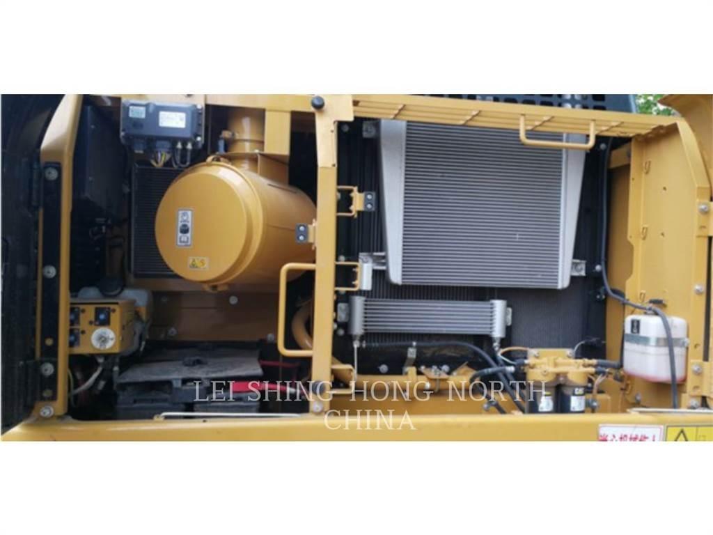 CAT 330D2L Paletli ekskavatörler