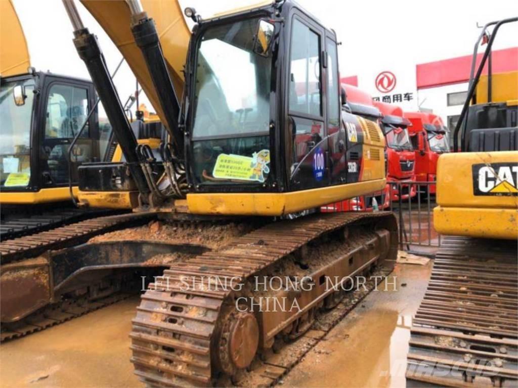 CAT 330D2L Paletli ekskavatörler