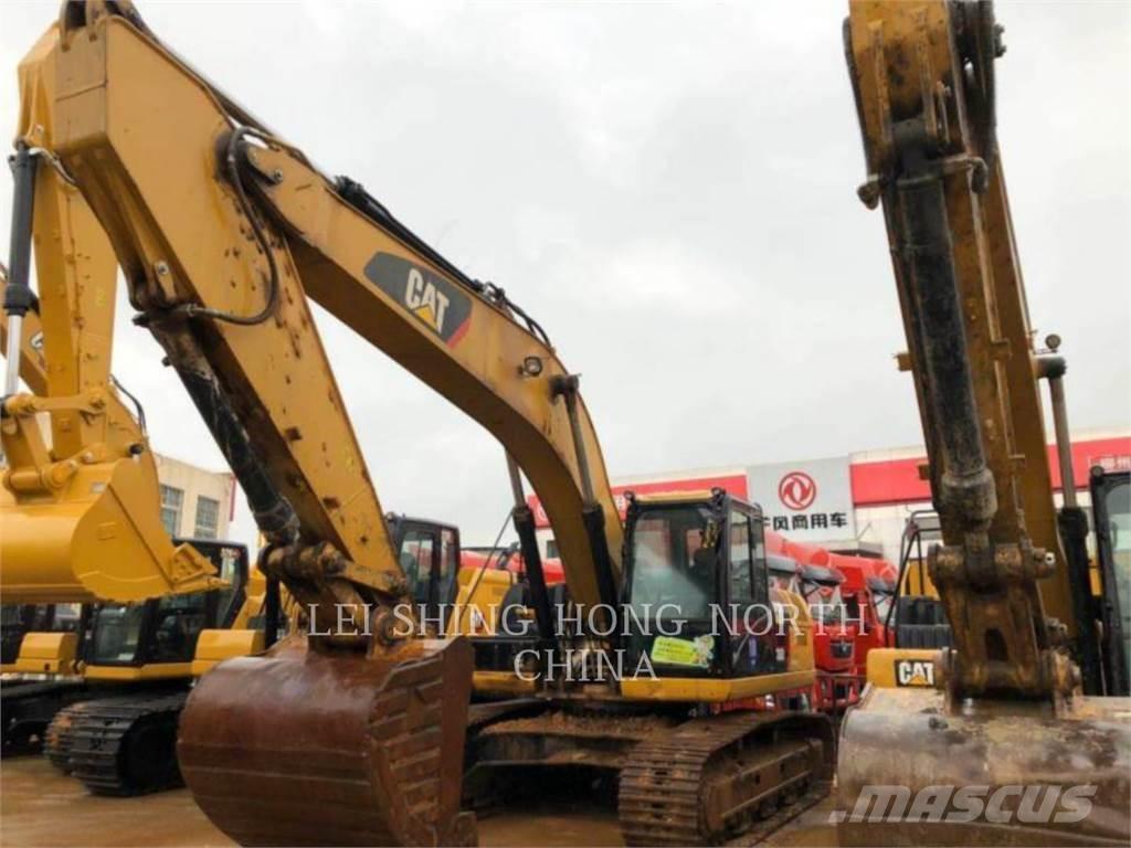 CAT 330D2L Paletli ekskavatörler
