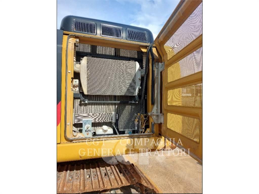 CAT 330F Paletli ekskavatörler