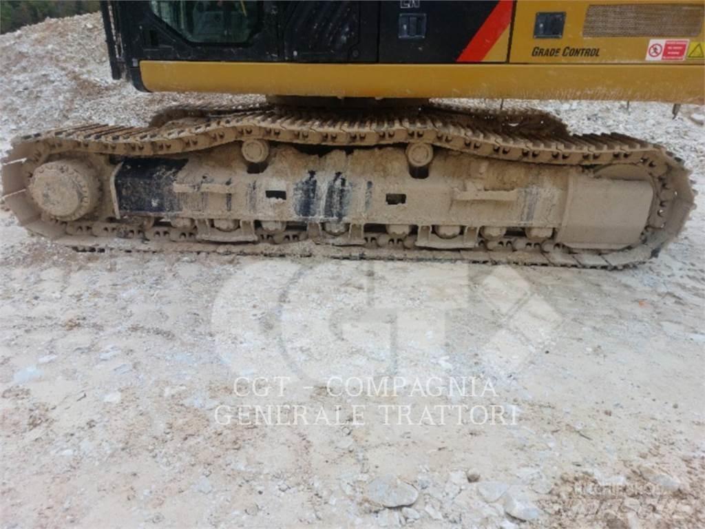 CAT 330F Paletli ekskavatörler