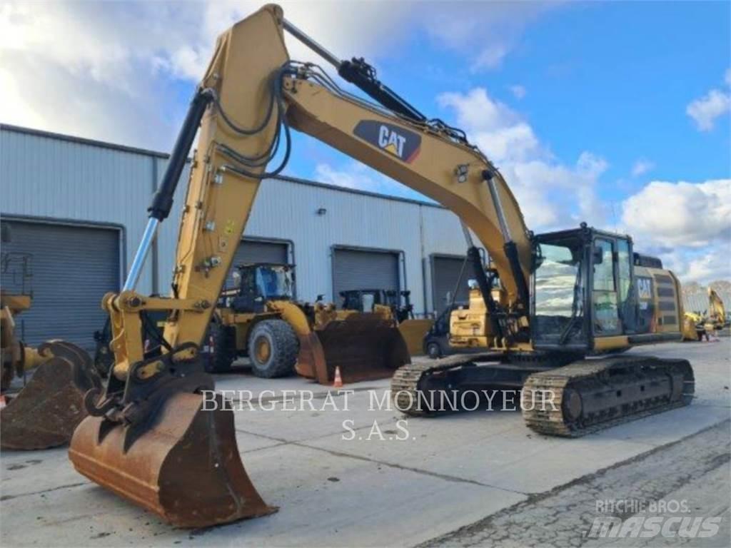 CAT 330F Paletli ekskavatörler