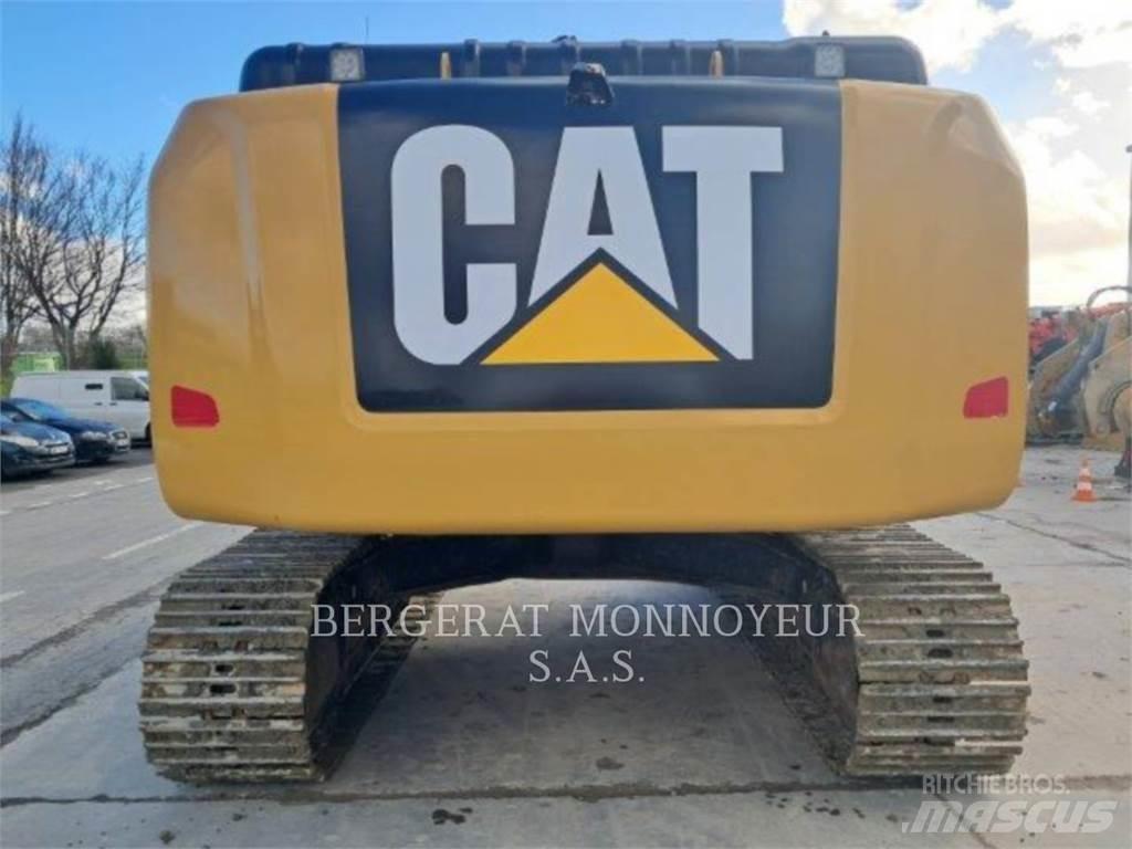 CAT 330F Paletli ekskavatörler