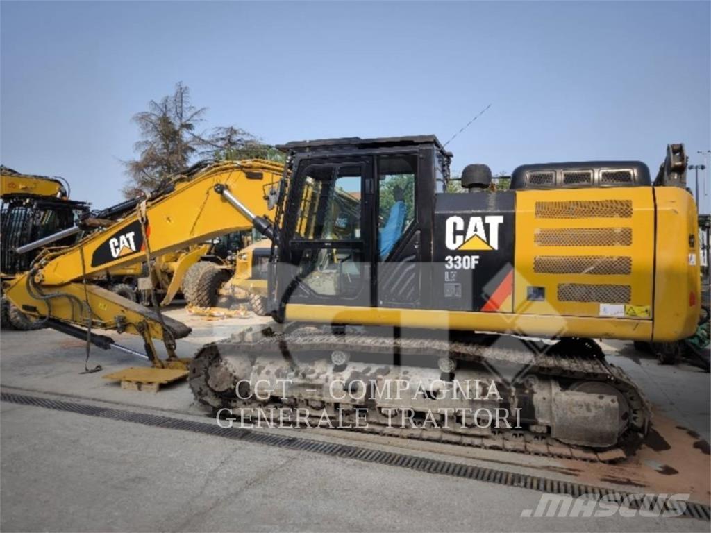 CAT 330F Paletli ekskavatörler