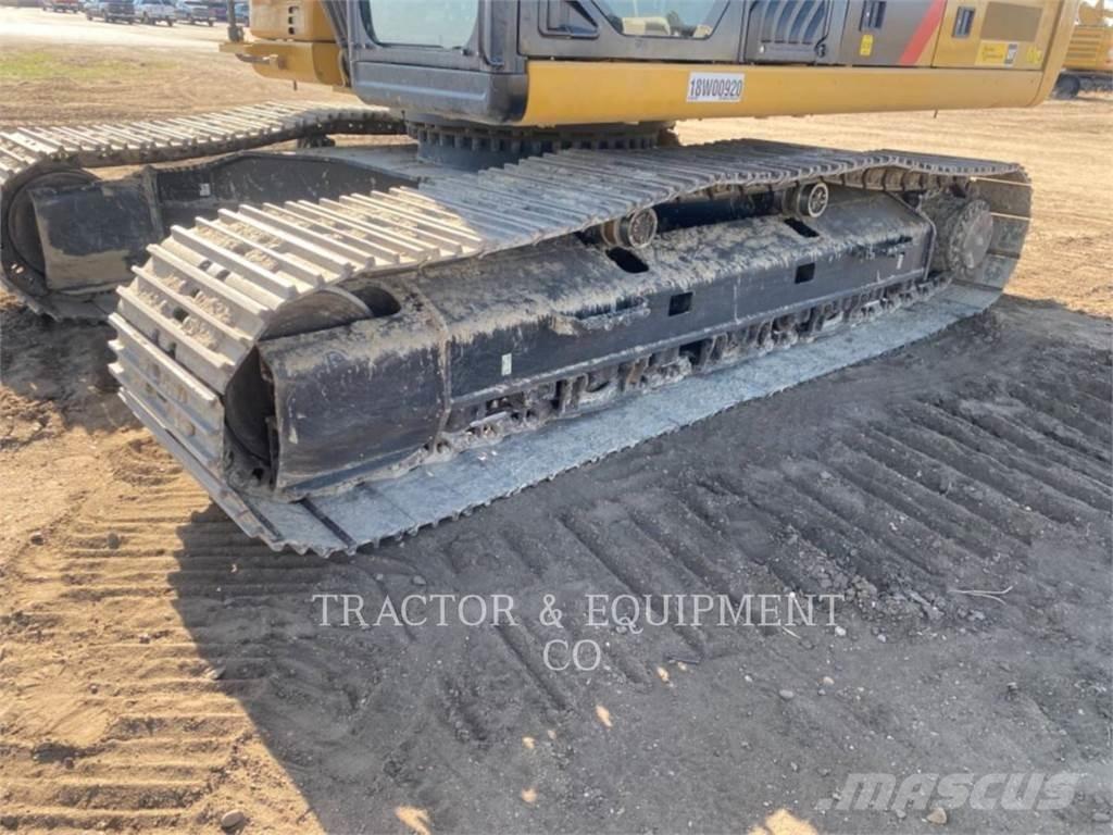 CAT 330F L Paletli ekskavatörler