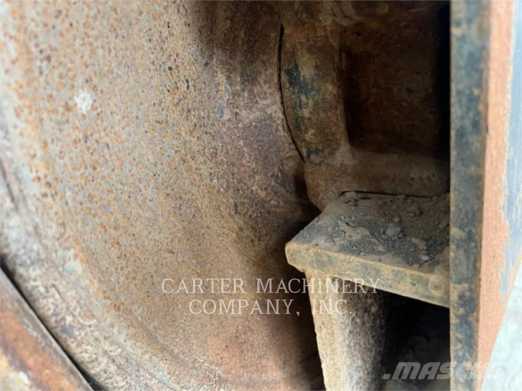 CAT 330FL Paletli ekskavatörler