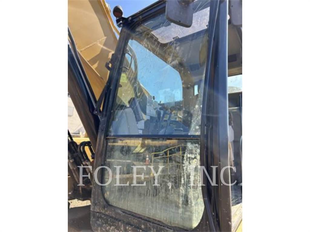 CAT 330FL Paletli ekskavatörler