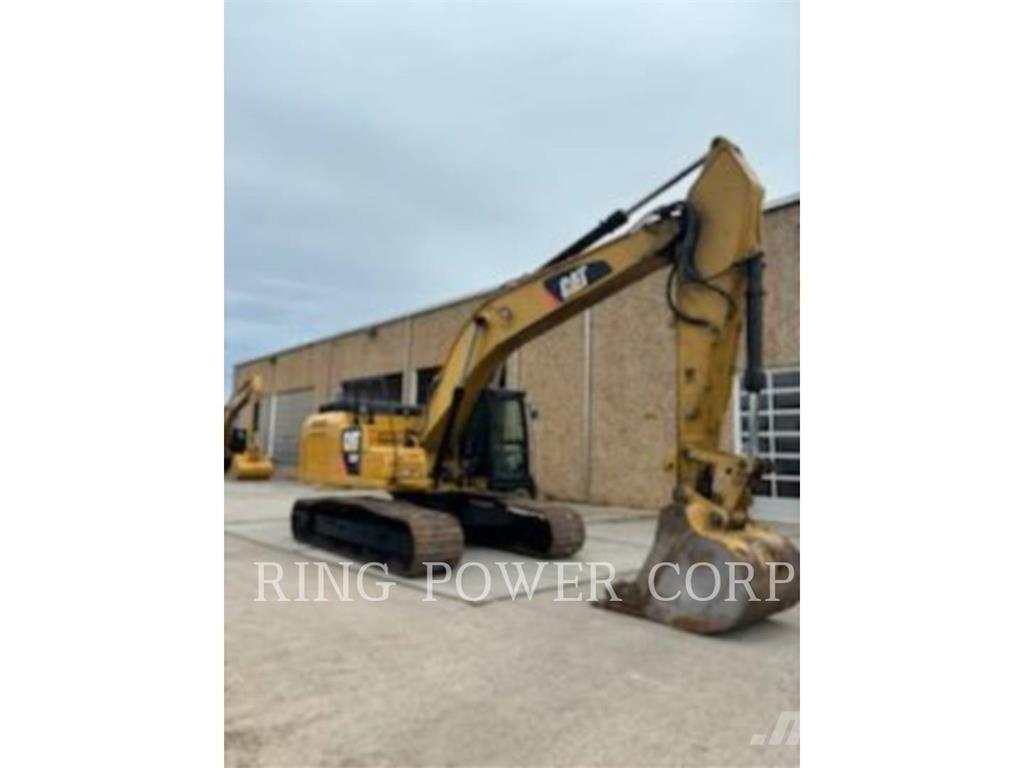 CAT 330FL Paletli ekskavatörler