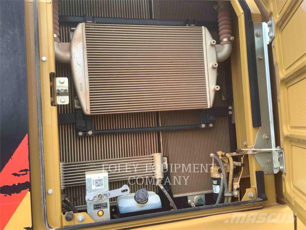 CAT 330FLLR Paletli ekskavatörler