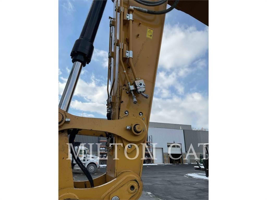 CAT 335 Paletli ekskavatörler