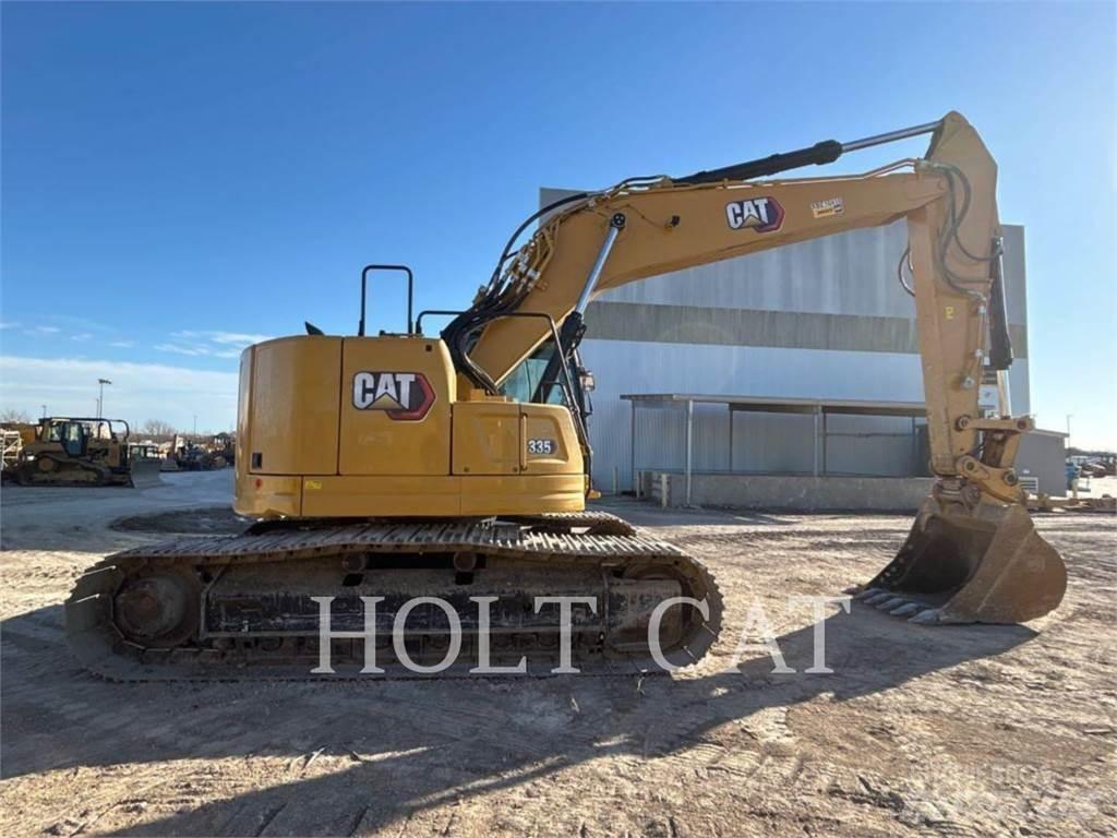 CAT 335 Paletli ekskavatörler