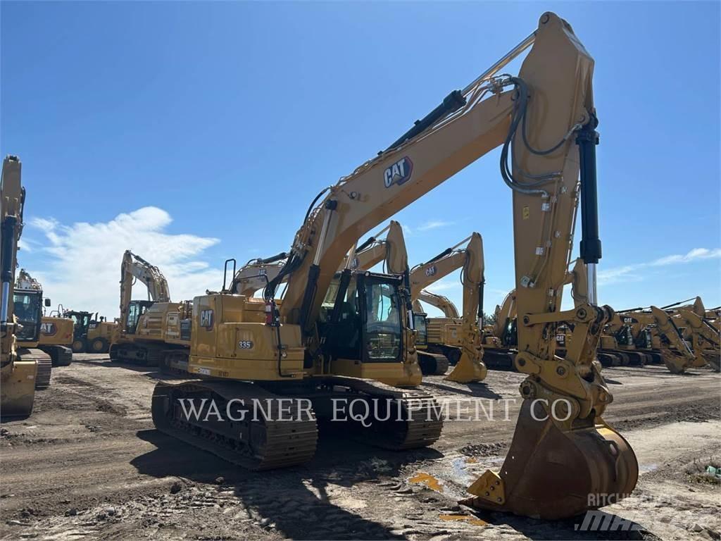 CAT 335 Paletli ekskavatörler
