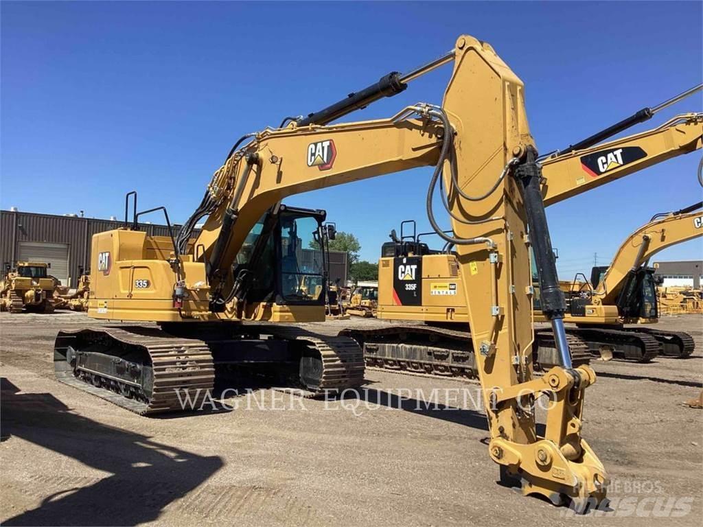 CAT 335 Paletli ekskavatörler