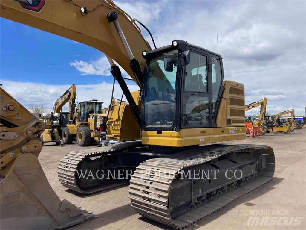 CAT 335 Paletli ekskavatörler
