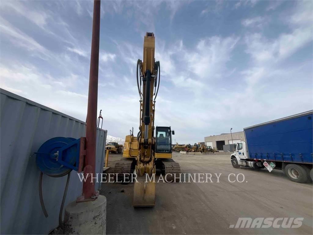 CAT 335 CF Paletli ekskavatörler