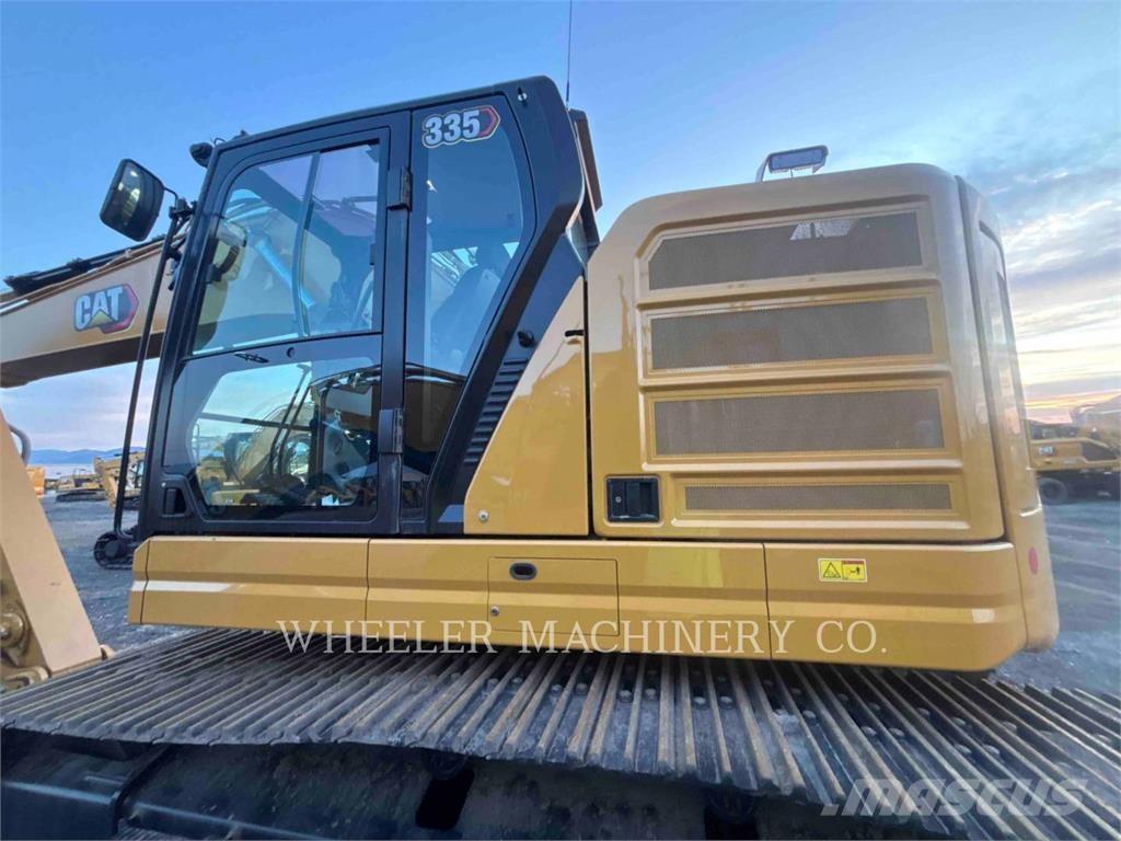 CAT 335 CF Paletli ekskavatörler