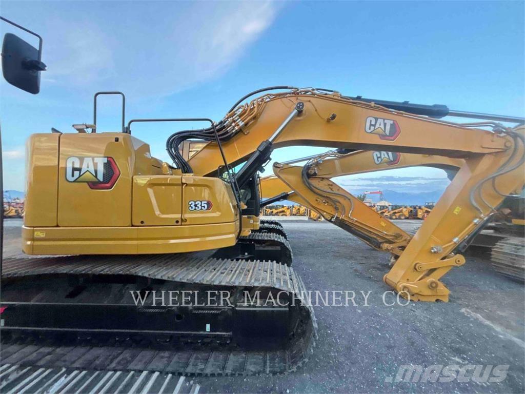 CAT 335 CF Paletli ekskavatörler
