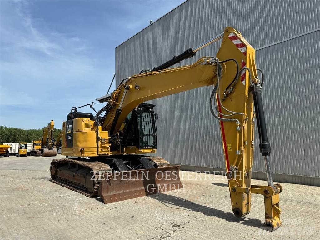 CAT 335FLCR Paletli ekskavatörler