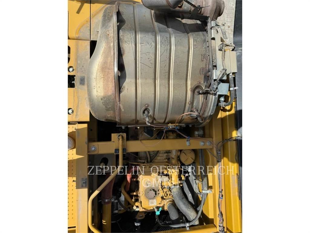 CAT 335FLCR Paletli ekskavatörler