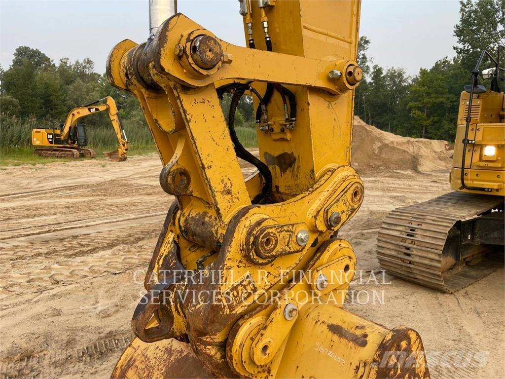 CAT 335FLCR Paletli ekskavatörler