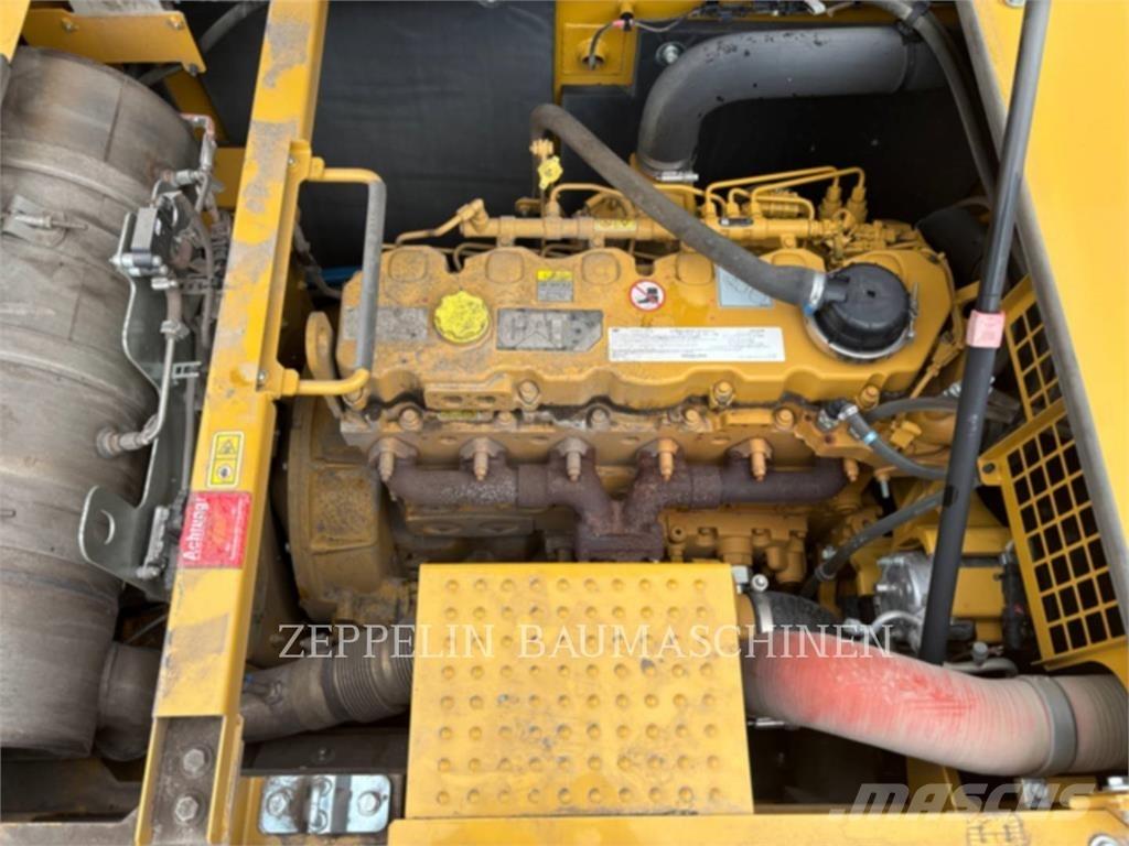 CAT 336-07C Paletli ekskavatörler