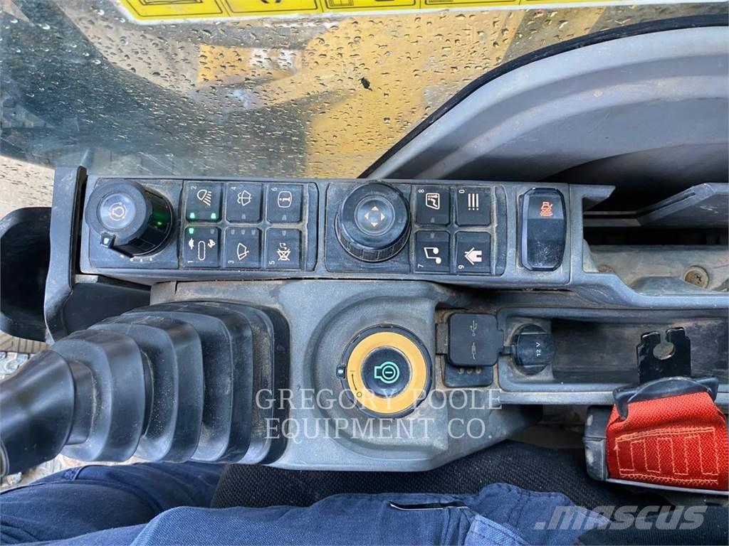 CAT 336-07GC Paletli ekskavatörler