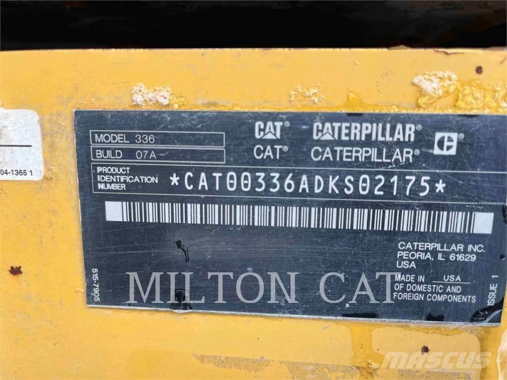 CAT 33607 Paletli ekskavatörler