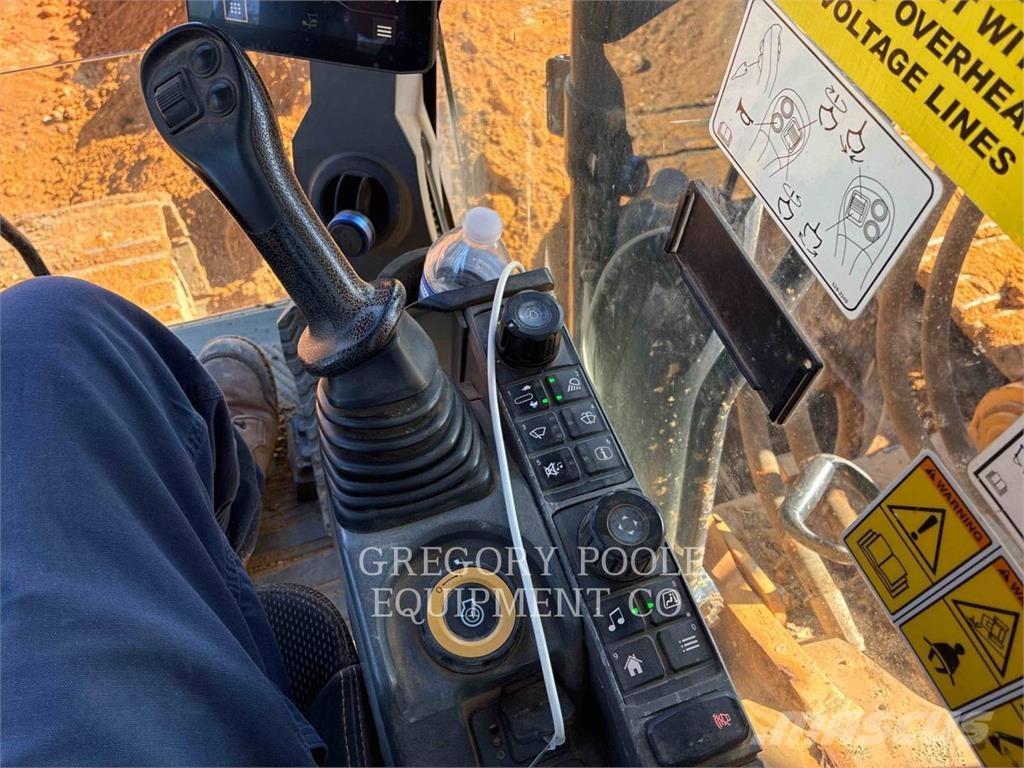 CAT 33607 Paletli ekskavatörler