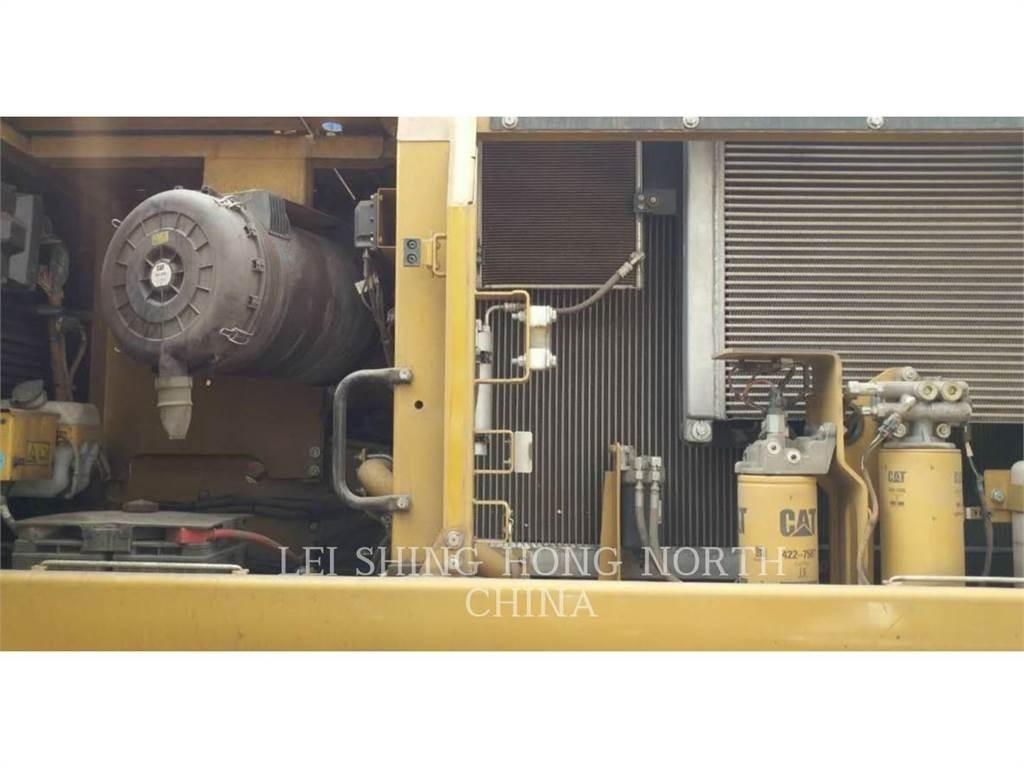 CAT 336D2 Paletli ekskavatörler