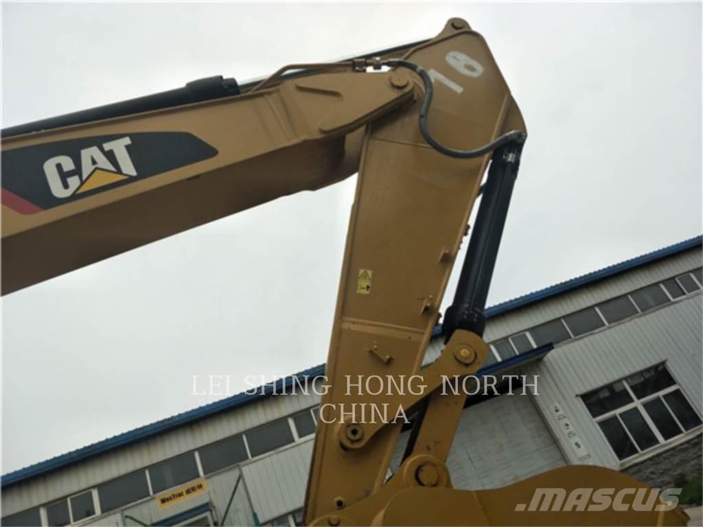 CAT 336D2 Paletli ekskavatörler