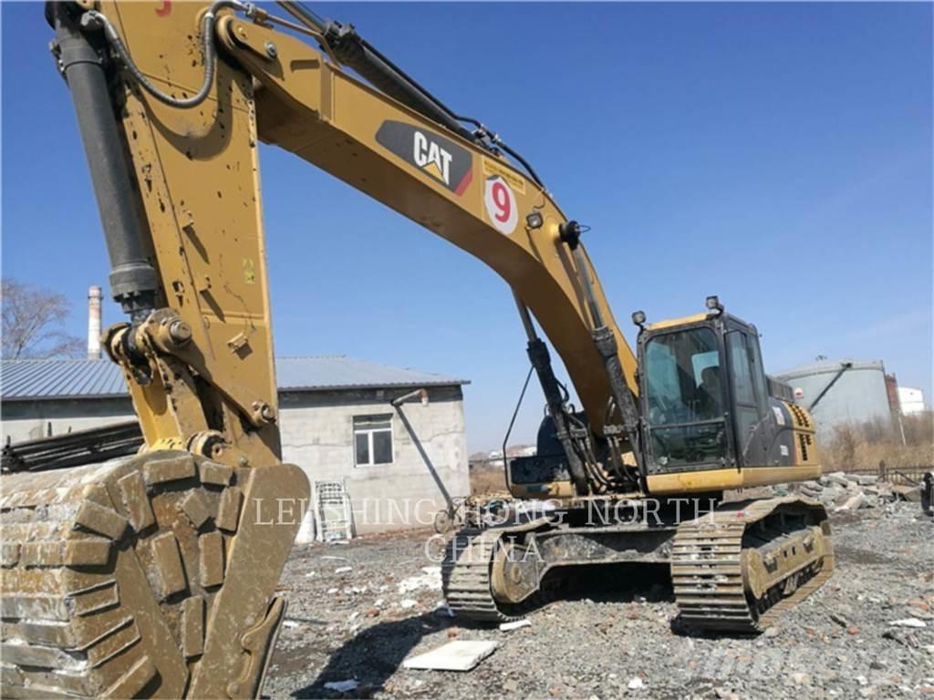 CAT 336D2 Paletli ekskavatörler