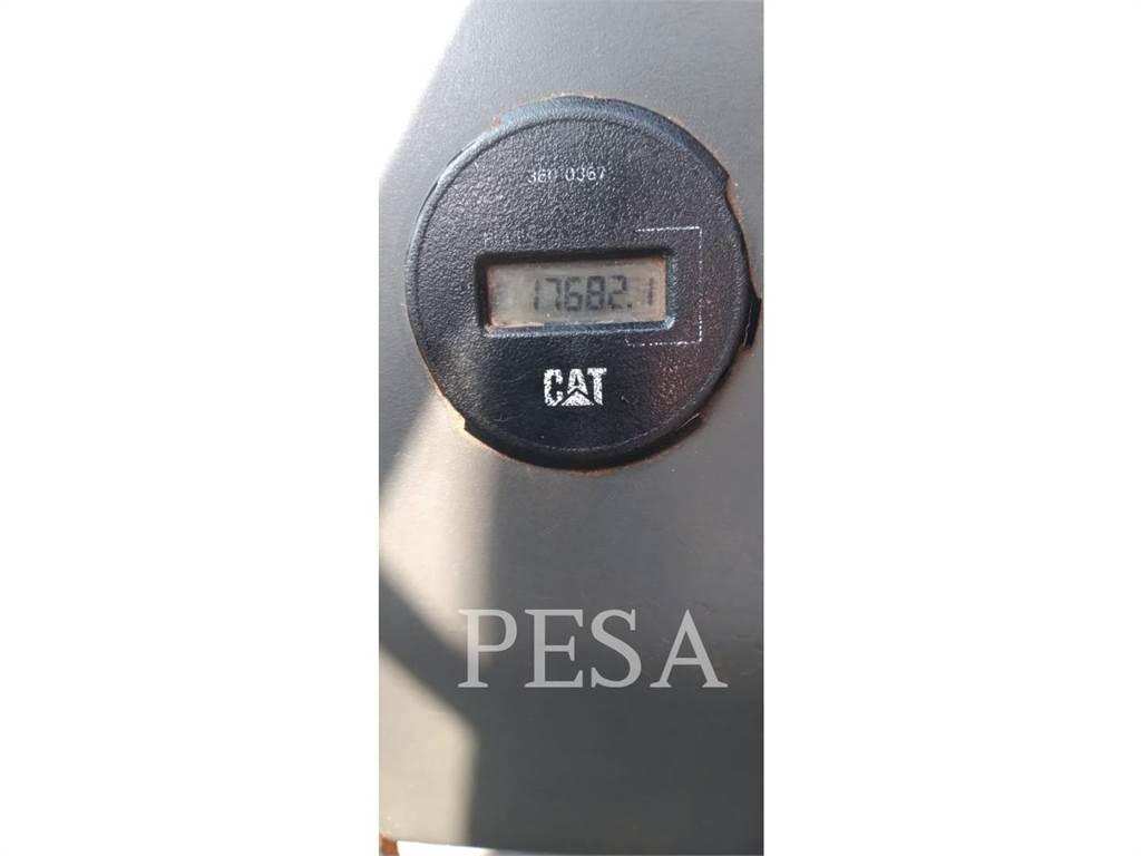 CAT 336D2L Paletli ekskavatörler