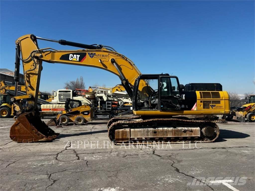 CAT 336D2L Paletli ekskavatörler