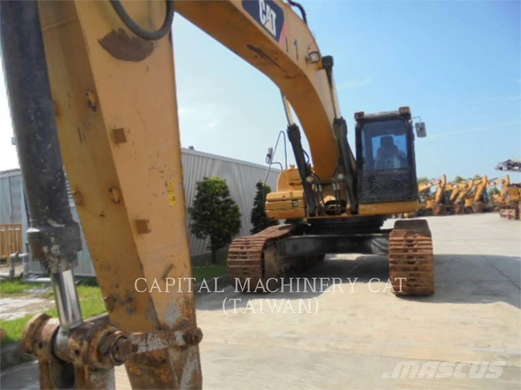 CAT 336DL Paletli ekskavatörler