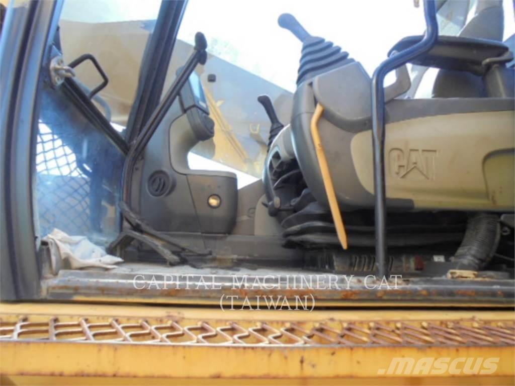 CAT 336DL Paletli ekskavatörler