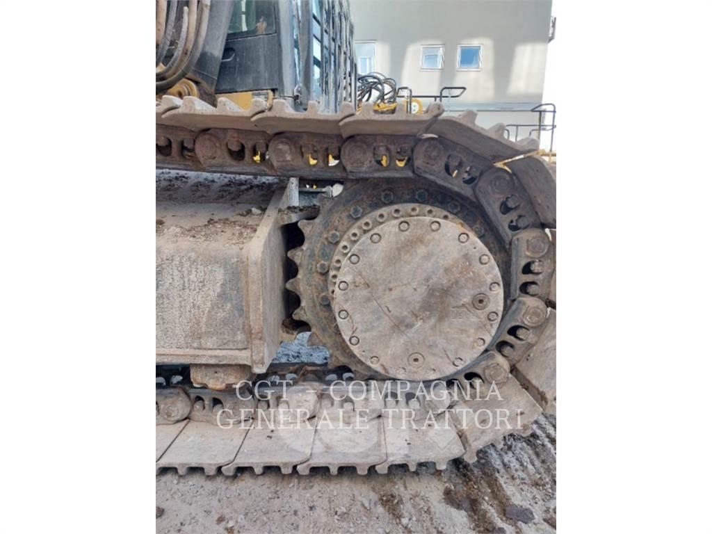 CAT 336F Paletli ekskavatörler