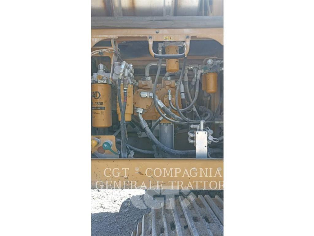 CAT 336F Paletli ekskavatörler