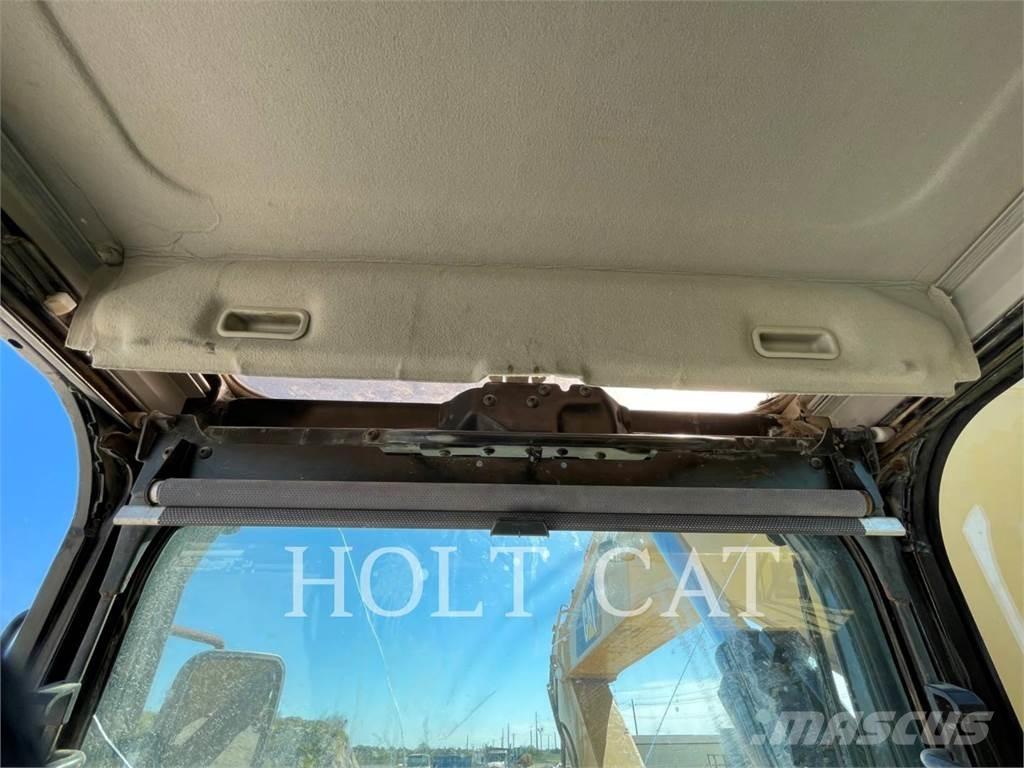 CAT 336FL Paletli ekskavatörler
