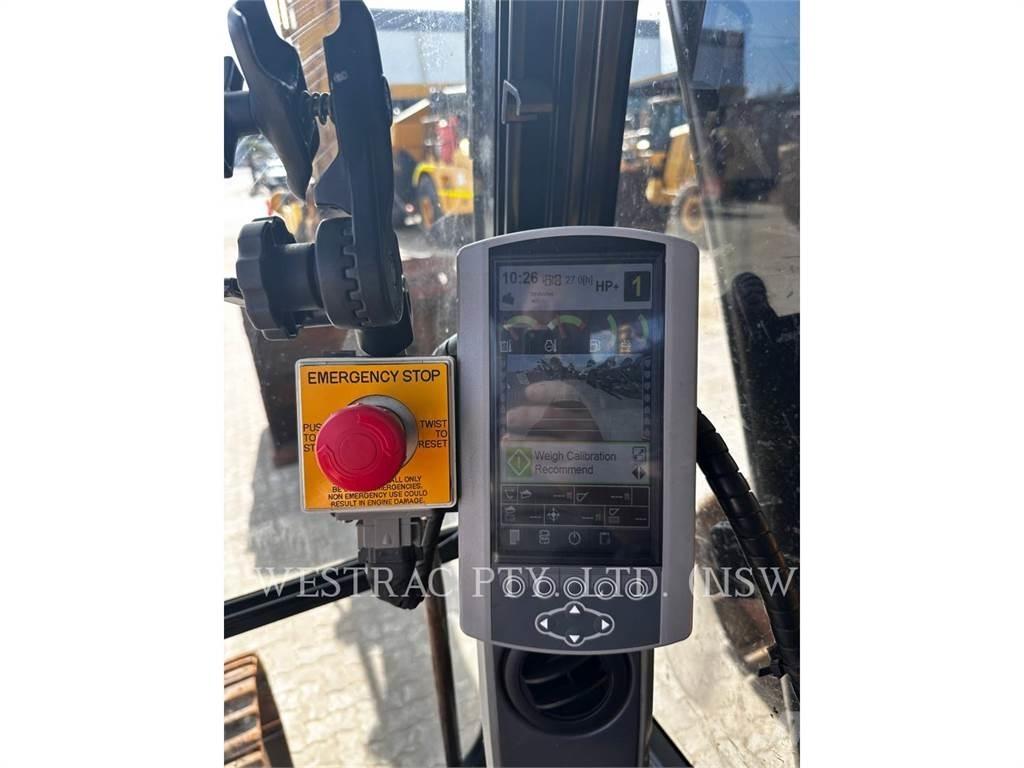 CAT 336FL XE Paletli ekskavatörler