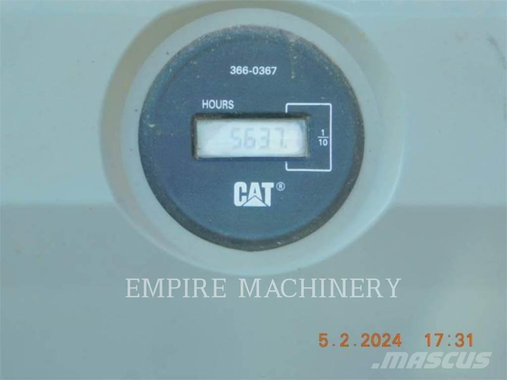 CAT 336FL XE Paletli ekskavatörler