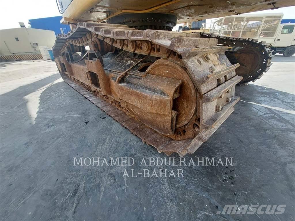CAT 340D Paletli ekskavatörler