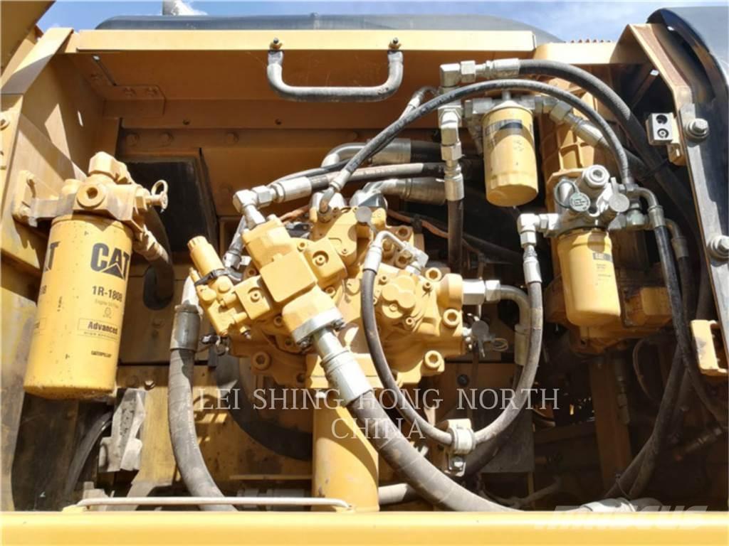 CAT 340D2L Paletli ekskavatörler