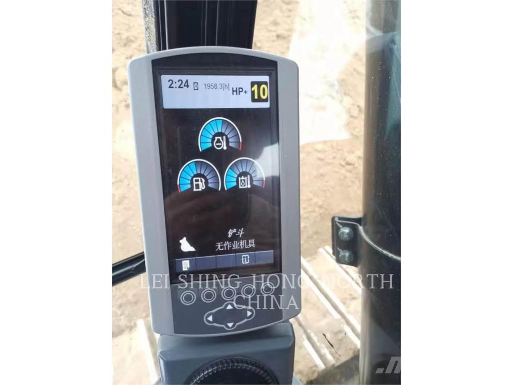 CAT 340D2L Paletli ekskavatörler