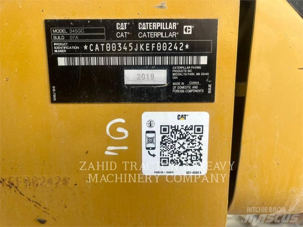CAT 34507GC Paletli ekskavatörler