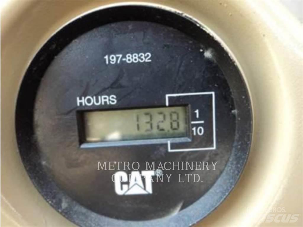 CAT 345B Paletli ekskavatörler
