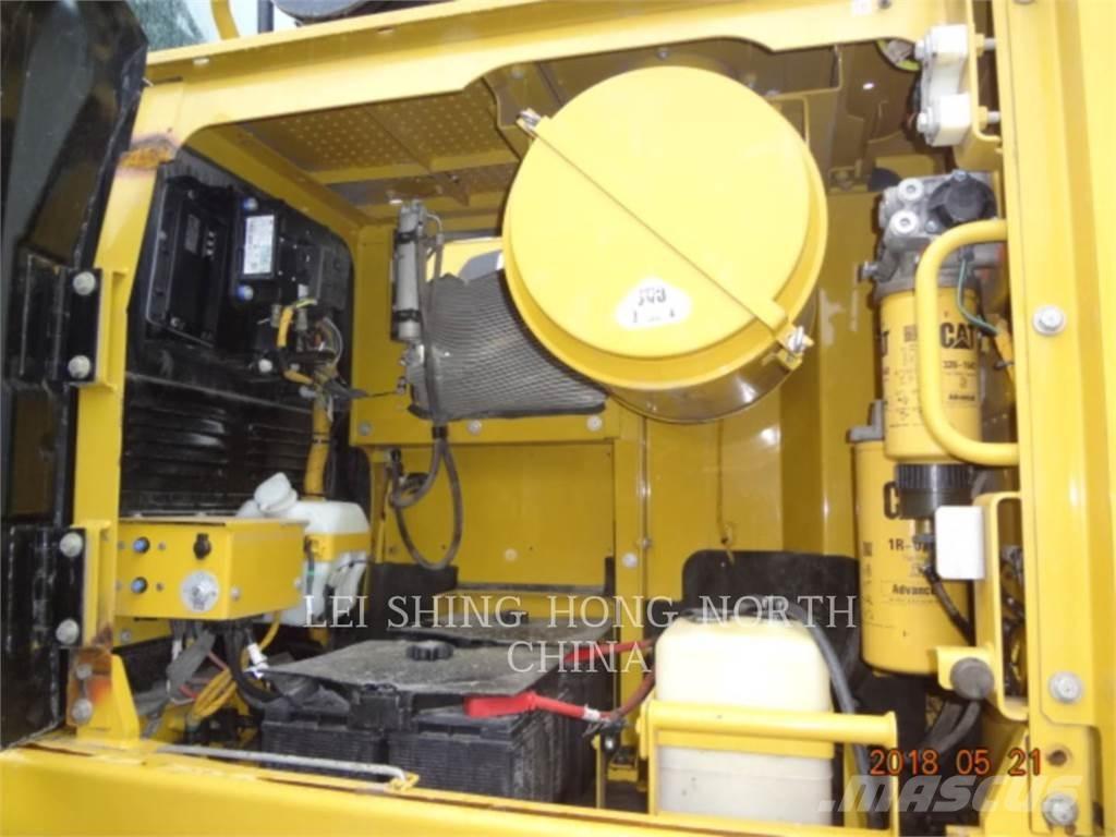 CAT 349D2 Paletli ekskavatörler
