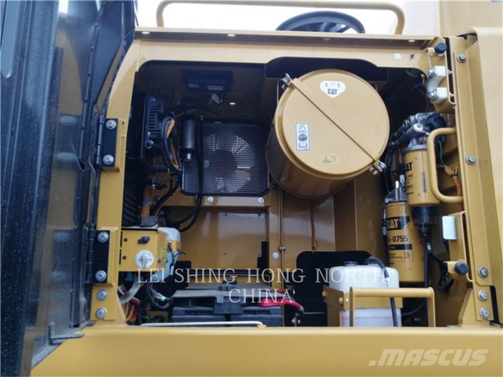 CAT 349D2 Paletli ekskavatörler