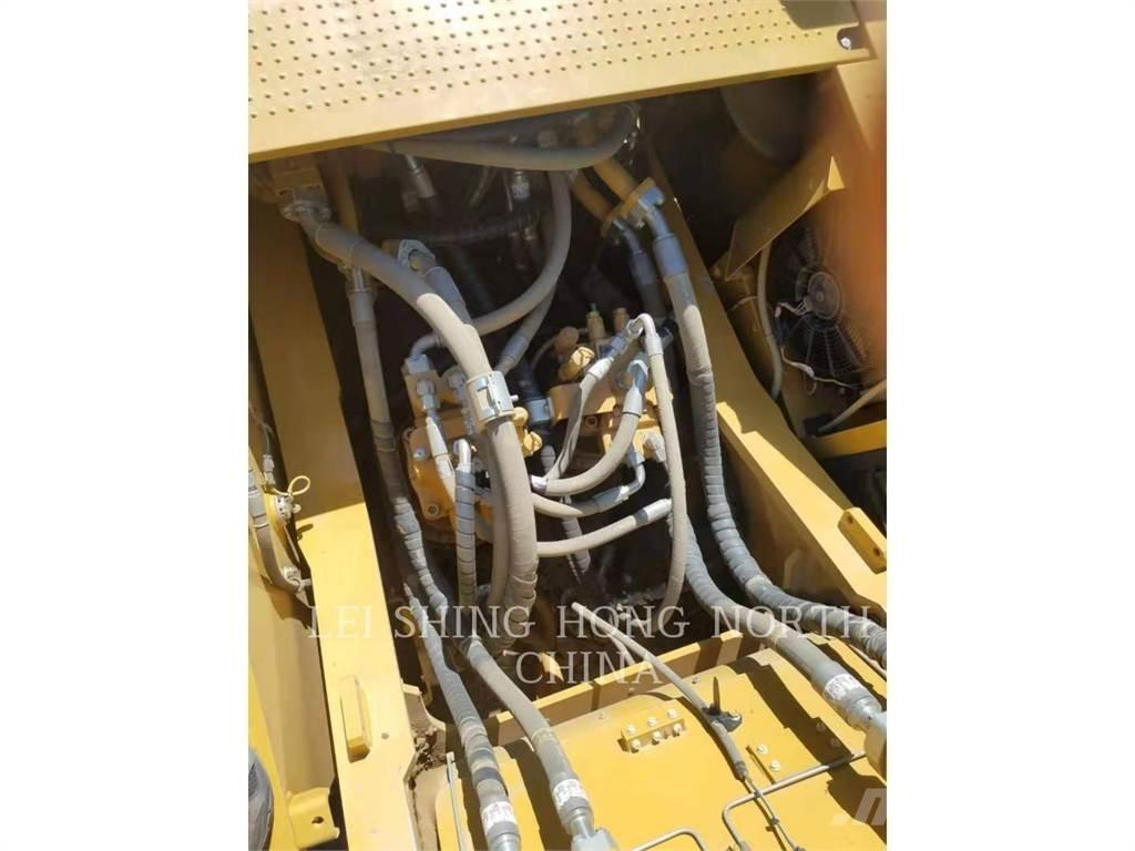 CAT 349D2L Paletli ekskavatörler