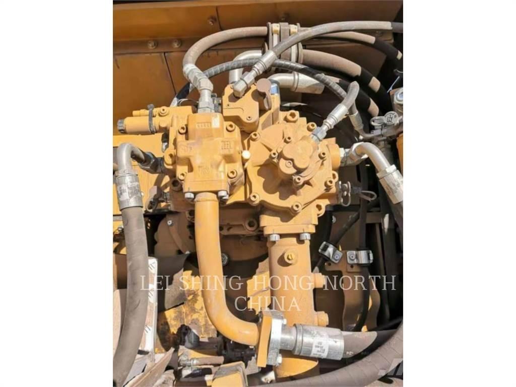 CAT 349D2L Paletli ekskavatörler