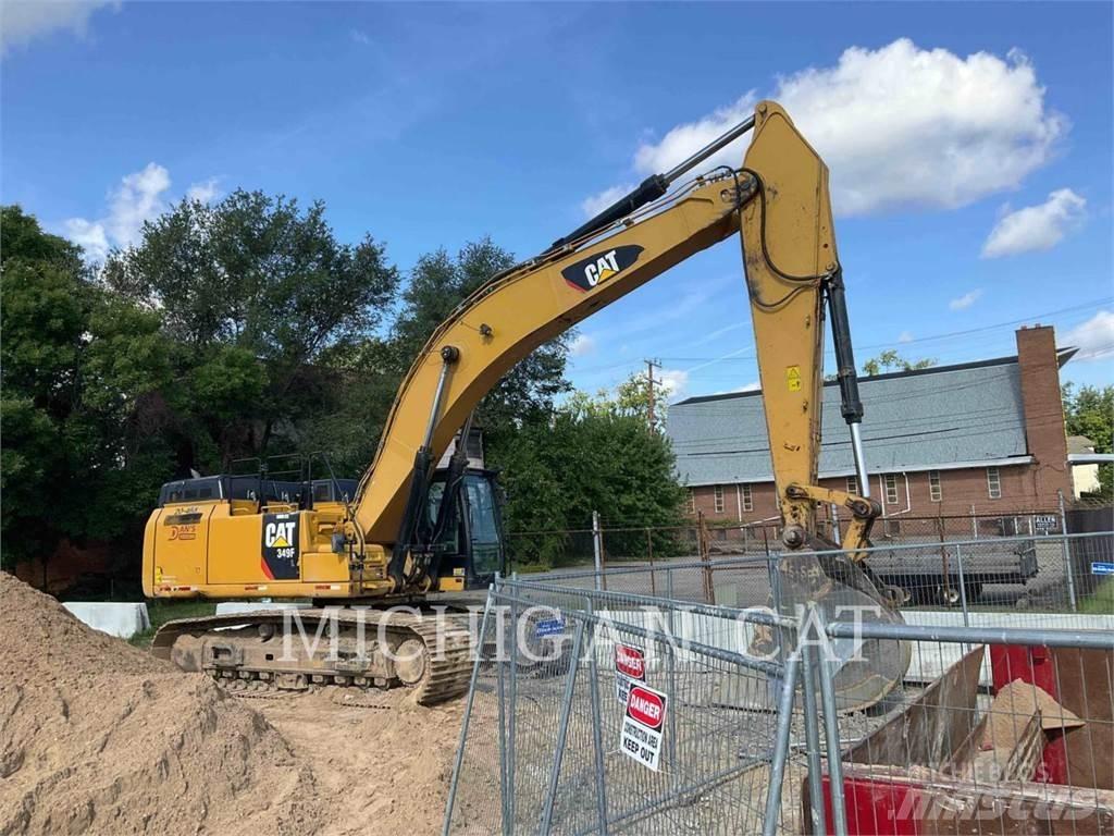 CAT 349FL + Paletli ekskavatörler